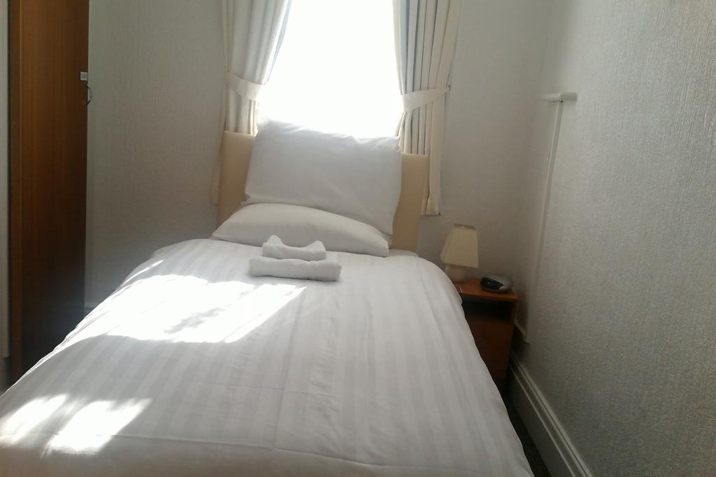 Morrisy House 호텔 블랙풀 객실 사진